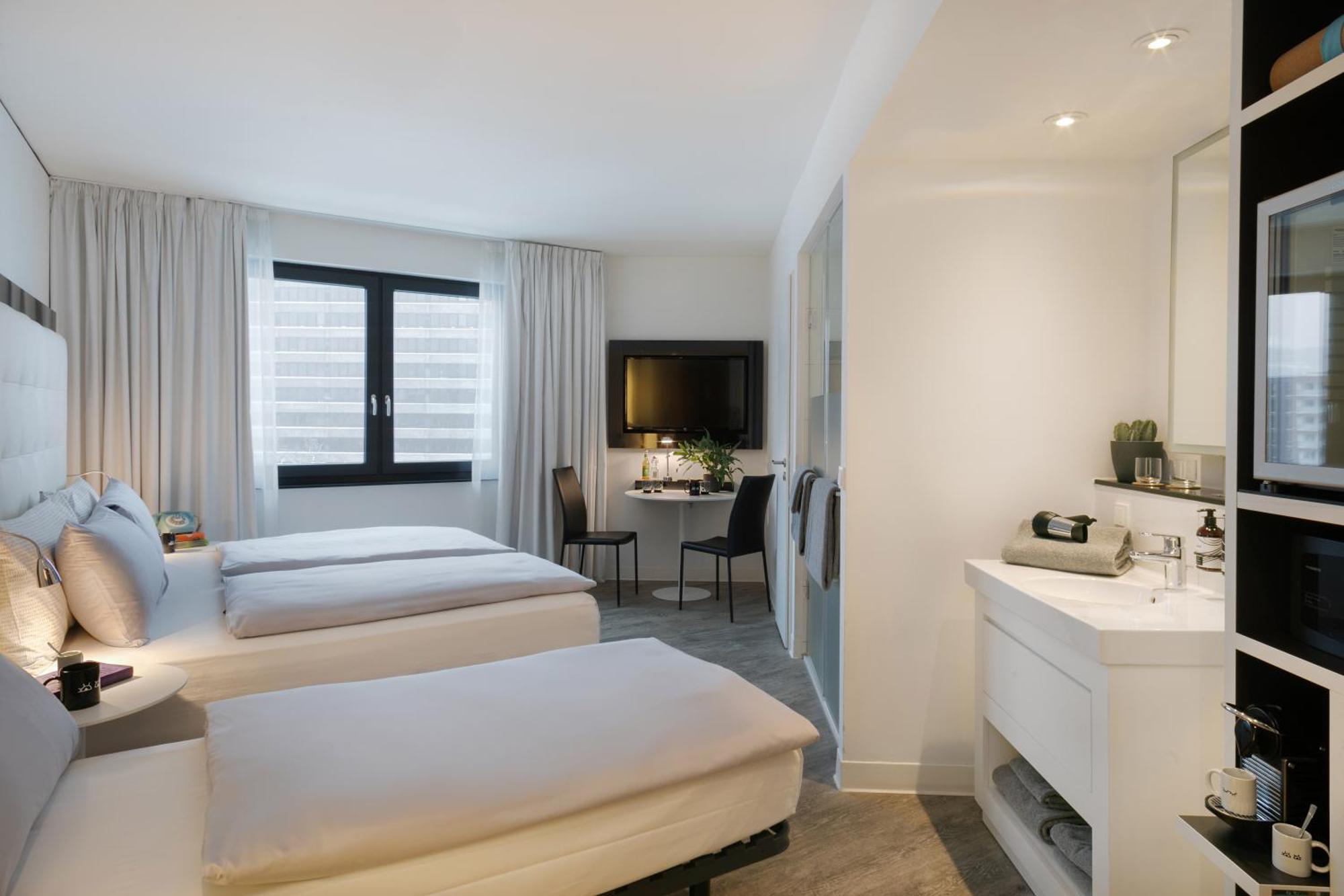 Innside By Melia Hamburg Hafen Exteriör bild